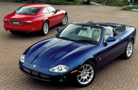Jaguar XK XKR Convertible 1998 view 3
