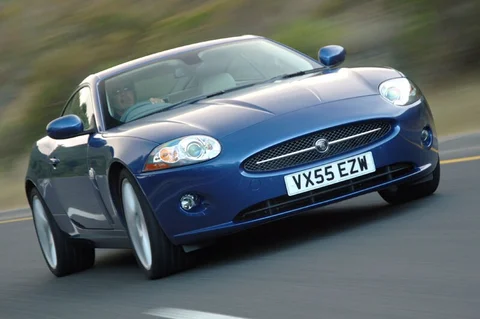 Jaguar XK XKR 2006 view 4
