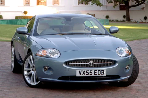 Jaguar XK XKR 2006 view 5