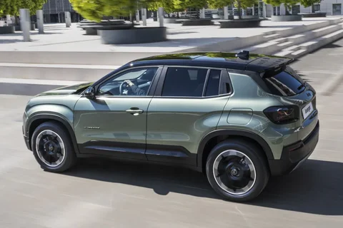 Jeep Avenger 1.2 4xe Upland 2026 suv view 5