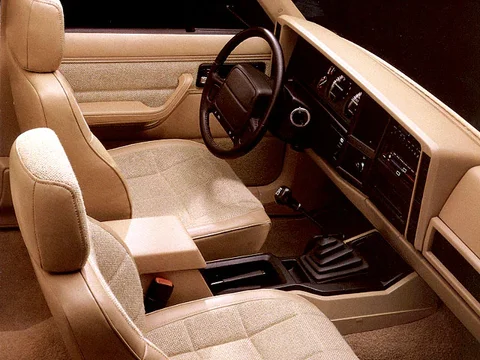 Jeep Cherokee 2.5i 1993 view 4