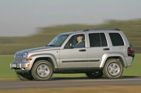 Jeep Cherokee 2.4i Sport 2005 view 6