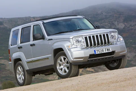 Jeep Cherokee 3.7 V6 Limited 2008 view 5