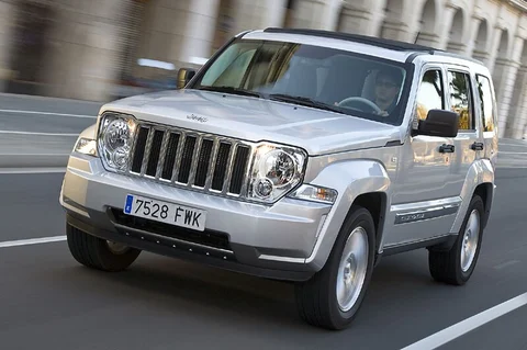 Jeep Cherokee 3.7 V6 Limited 2008 view 6