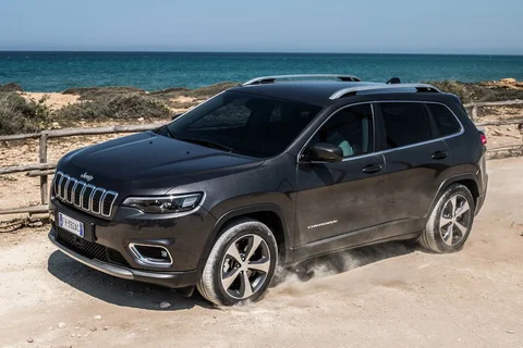 Jeep Cherokee 2.2 CRD 4x4 Limited 2019 view 3