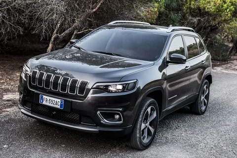 Jeep Cherokee 2.2 CRD 4x4 Limited 2019 view 4
