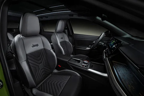 Jeep Compass Full Electric Summit 2025 view 3