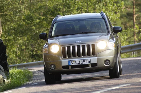 Jeep Compass 2.4 Limited 2006 view 5