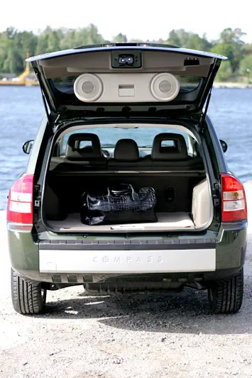 Jeep Compass 2.4 Limited 2006 view 11