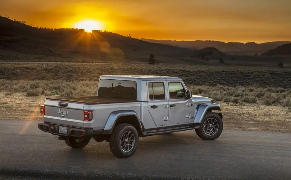 Jeep Gladiator 2023 — Eksteriør 1