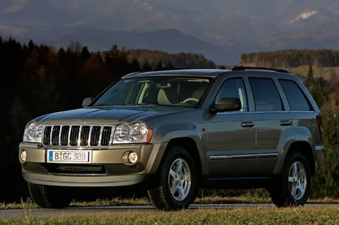 Jeep Grand Cherokee 4.7 V8 Laredo 2005 view 10