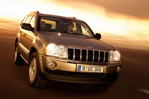 Jeep Grand Cherokee 4.7 V8 Laredo 2005 view 7