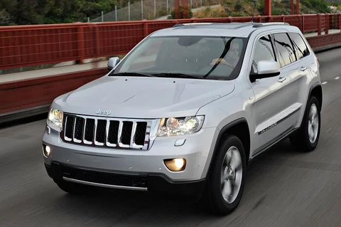 Jeep Grand Cherokee 3.6 V6 Laredo 2011 view 5