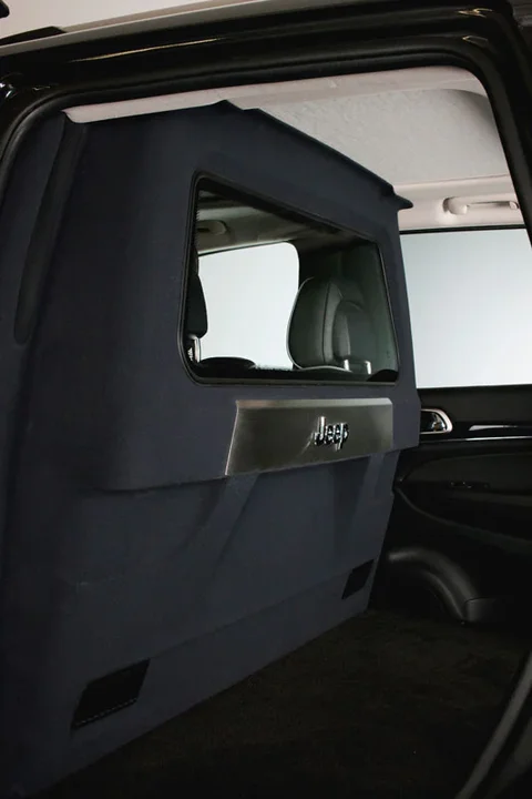 Jeep Grand Cherokee Van 3.6 V6 Laredo 2012 view 6