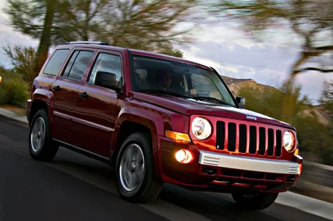 Jeep Patriot 2.4 Limited 2007 view 6