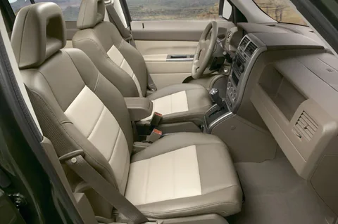 Jeep Patriot 2.4 Limited 2007 view 11