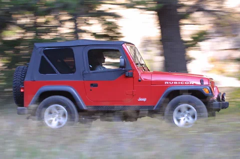Jeep Wrangler 4.0i Hard Top 2002 view 3