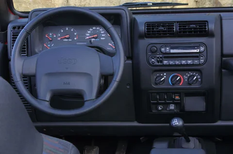 Jeep Wrangler 4.0i Hard Top 2002 view 6