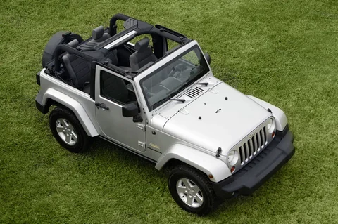 Jeep Wrangler 2.8 CRD Mountain 2012 view 9