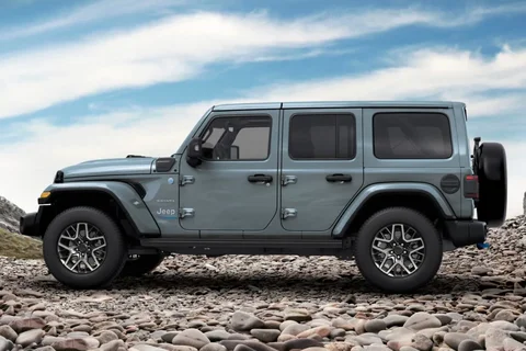 Jeep Wrangler Unlimited 4xe 380 Rubicon 2024 view 3