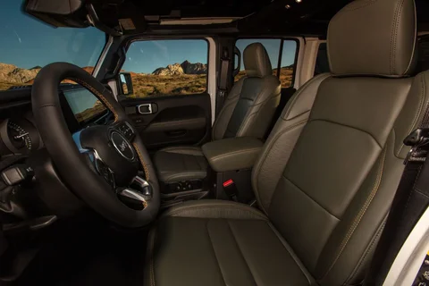 Jeep Wrangler Unlimited 4xe 380 Rubicon 2024 view 6