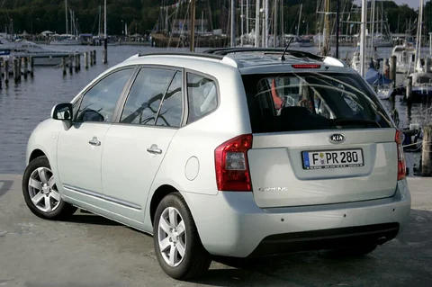 Kia Carens 2.0 CRDi X-tra 2006 view 8