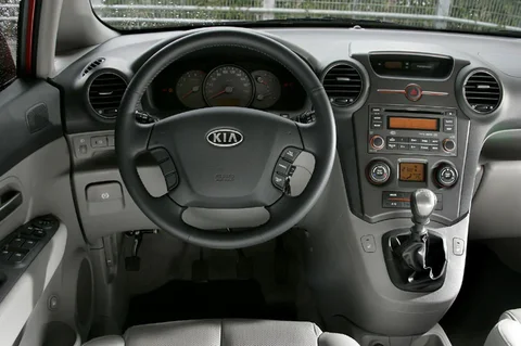 Kia Carens 2.0 CRDi X-tra 2006 view 9