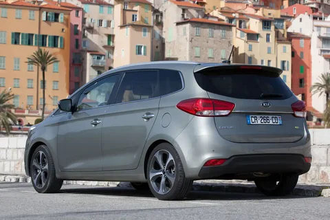 Kia Carens 1.6 GDI Plus Pack 2014 view 4