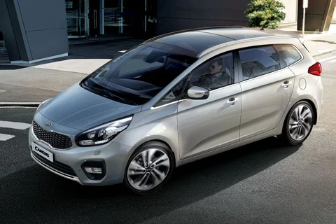 Kia Carens 1.6 GDI DynamicLine 2016 view 1