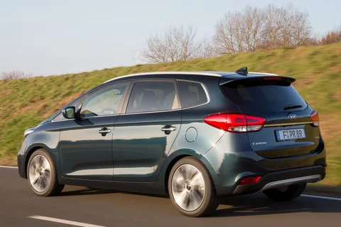 Kia Carens 1.6 GDI DynamicLine 2016 view 6