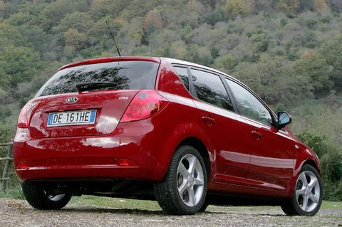 Kia Ceed 2.0 CRDi X-clusive 2007 view 6
