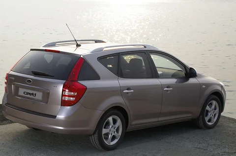 Kia Ceed Sporty Wagon 2.0 CRDi X-clusive 2007 view 2