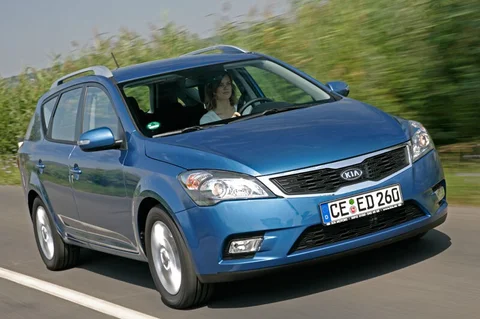 Kia Ceed Sporty Wagon 1.4 CVVT Navigator Plus Pack 2011 view 4