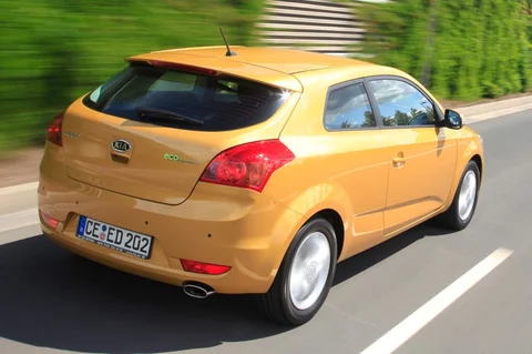 Kia Ceed Pro_Ceed 1.6 CVVT Brooklyn 2011 view 10