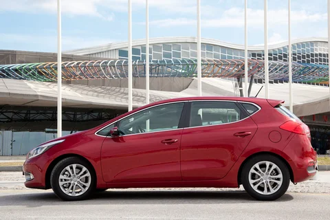 Kia Ceed 1.6 GDI 2012 view 6
