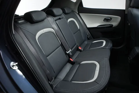 Kia Ceed SW 1.6 CRDi 2012 view 4