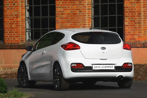 Kia Ceed Pro_Ceed 1.6 CRDi 2013 view 4
