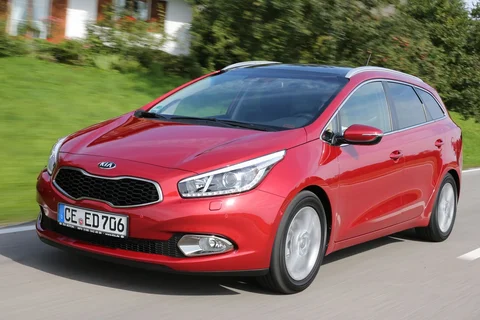 Kia Ceed SW 1.6 CRDi 2012 view 12