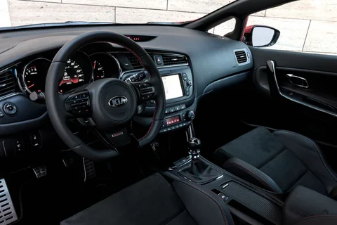 Kia Ceed Pro_Ceed 1.6 T-GDI GT 2015 view 6