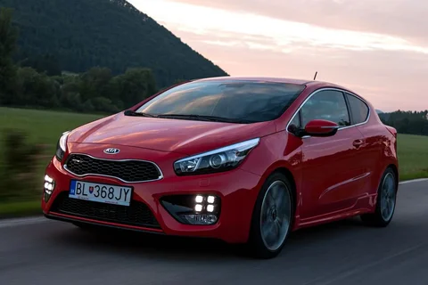 Kia Ceed Pro_Ceed 1.6 T-GDI GT 2015 view 7