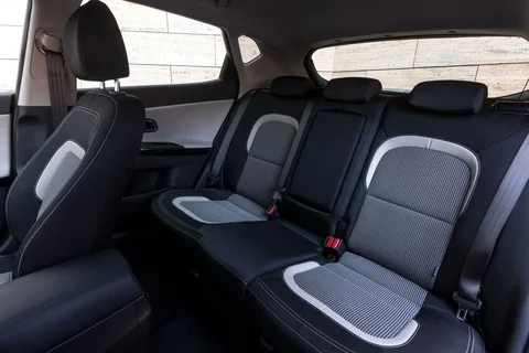 Kia Ceed 1.6 CRDi DynamicLine 2015 view 3