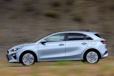 Kia Ceed 1.6 CRDi DynamicLine 2018 view 9
