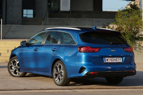 Kia Ceed Sportswagon 1.6 CRDi DynamicPlusLine 2018 view 12