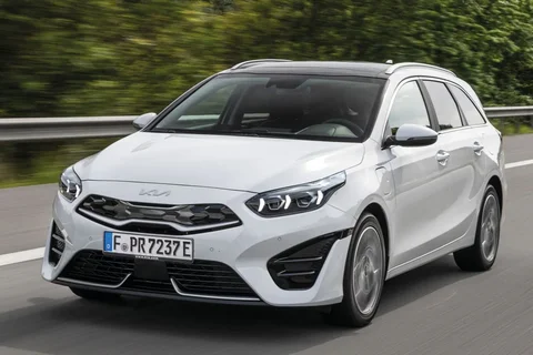 Kia Ceed Sportswagon 1.5 T-GDi DynamicPlusLine 2023 view 7