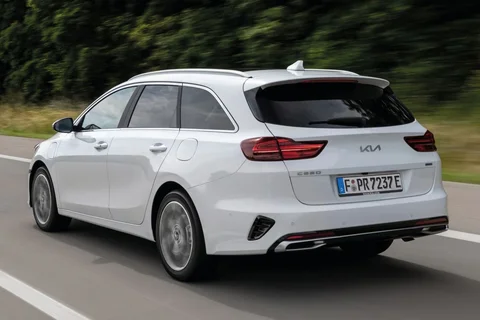 Kia Ceed Sportswagon 1.5 T-GDi DynamicPlusLine 2023 view 6