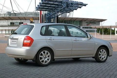 Kia Cerato 1.6 M-bition 2006 view 7