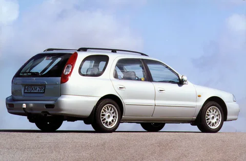 Kia Clarus Wagon 2.0 GLX 1999 view 2