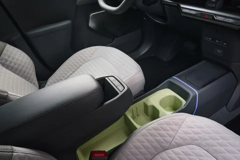Kia EV2 61kWh Air 2026 view 2