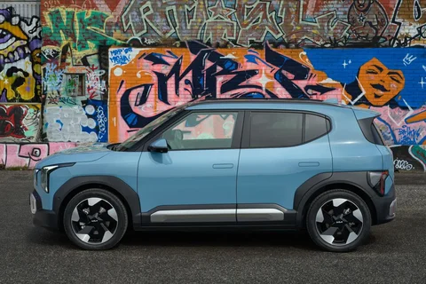Kia EV2 61kWh Air 2026 view 5