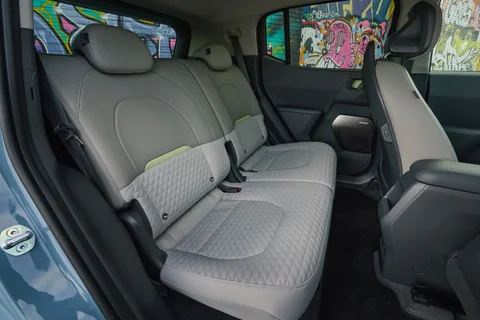 Kia EV2 61kWh Air 2026 view 10